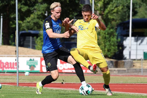 12.07.2026, xrekx, Fussball Testspiel, SV Oberachern - 1.FC Saarbruecken v.l. Anton Baeuerle (1. FC Saarbruecken) (DFL DFB REGULATIONS PROHIBIT ANY USE OF PHOTOGRAPHS as IMAGE SEQUENCES and or QUASI-VIDEO) Oberkirch *** July 12, 2026, xrekx, soccer exhibition match, SV Oberachern vs. 1. FC Saarbrücken, photo by Anton Baeuerle, 1. FC Saarbrücken. DFL and DFB regulations prohibit any use of photographs as image sequences and or quasi-video. Oberkirch