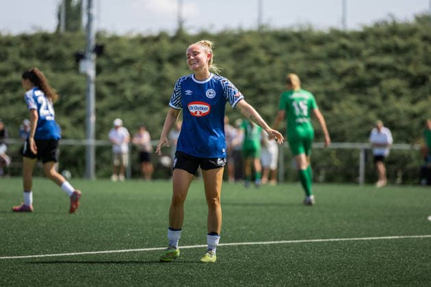 Fußball I Frauen I Freundschaftsspiel I DJK Arminia Ibbenbüren - DSC Arminia Bielefeld I 12.07.2026 Jocelyn Hampel (27, DSC Arminia Bielefeld) Ibbenbüren Sportzentrum Schierloh NRW Deutschland *** Soccer I Women s I Friendly Match I DJK Arminia Ibbenbüren vs. DSC Arminia Bielefeld I July 12, 2026 Jocelyn Hampel 27, DSC Arminia Bielefeld Ibbenbüren Schierloh Sports Center, North Rhine-Westphalia, Germany Copyright: xLobeca CedricxSiefkerx