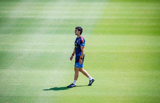 Spain national team, Nationalteam World Cup 12 07 2026 Alberto de la Fuente assistant coach of Spain during the Spanish national team s training session at Cotton Bowl in Dallas, United States of America on July 12, 2026. Photo (PGS Photo Agency) Dallas usa Copyright: xPGSxPhotoxAgencyx