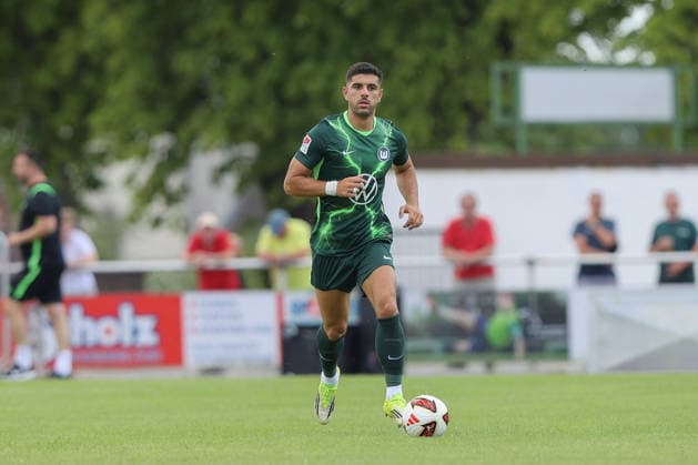 Football: Konstantinos Koulierakis moves from VfL Wolfsburg to AS Roma – archive photos