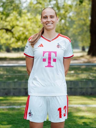 Merle Hokamp; 1.FC Köln; 1.BL Frauen, Porträttermin 2026 2027, Merle Hokamp; 1.FC Köln; 1.BL Women, portrait appointment 2026 2027, Cologne Geissbockheim NRW Germany