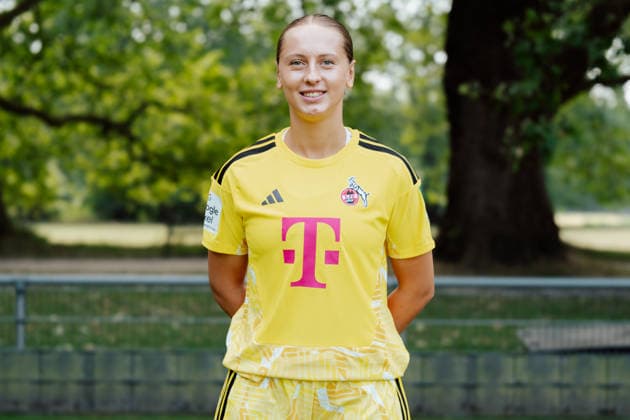 Pauline Nelles; 1.FC Köln; 1.BL Frauen, Porträttermin 2026 2027, Pauline Nelles; 1.FC Köln; 1.BL Women, portrait appointment 2026 2027, Cologne Geissbockheim NRW Germany