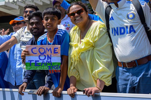 LONDON, ENGLAND JULY 13 - Fans of India celebrating the teams victory after Day 4 of the Rothesay Test Match game between England and India at Lord s Cricket Ground on July 13, 2026 in London , England . (Photo by Keeran Marquis Sports Press Photo)  Copyright: xKeeranxMarquis SPPx Sportspressphoto_SPR190302