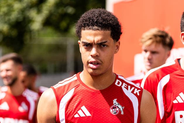 COLOGNE, GERMANY - JULY 13: Jahmai Simpson-Pusey (1. FC Koeln, 22) during the first training session of season 2026 27 at Geissbockheim on July 13, 2026 in Cologne, Germany. North Rhine Westphalia Germany Copyright: xSteffiexWunderlx