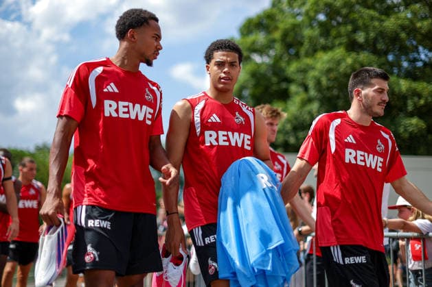 13.07.2026, Fußball, Trainingsauftakt 1.FC Köln, 1. Fußball Bundesliga, Geißbockheim, Saison 2026 2027: Jamai Simpson-Pusey (1FC Koeln 22) beim ersten Training der neuen Saison 26 27 DFB regulations prohibit any use of photographs as image sequences and or quasi-video. Nordrhein-Westfalen Deutschland *** July 13, 2026, Soccer, 1. FC Köln s first training session, 1 Bundesliga, Geißbockheim, 2026–2027 season: Jamai Simpson Pusey (No. 22) at 1. FC Köln’s first training session of the new 2026–2027 season. DFB regulations prohibit any use of photographs as image sequences and or quasi-video. North Rhine-Westphalia, Germany