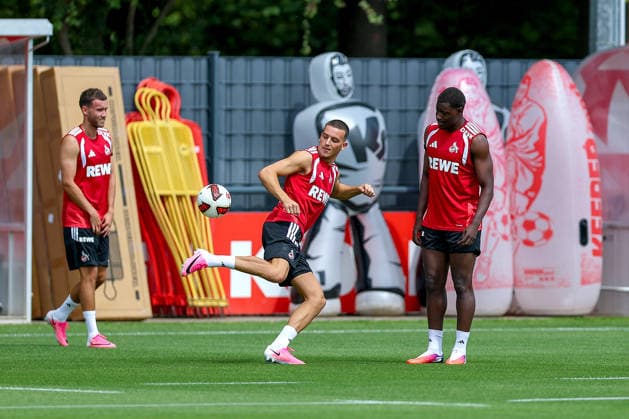 13.07.2026, Fußball, Trainingsauftakt 1.FC Köln, 1. Fußball Bundesliga, Geißbockheim, Saison 2026 2027: Said El Mala (1FC Koeln 13) Ragnar Ache (1FC Koeln 09) beim ersten Training der neuen Saison 26 27 DFB regulations prohibit any use of photographs as image sequences and or quasi-video. Nordrhein-Westfalen Deutschland *** July 13, 2026, Soccer, 1. FC Köln’s first training session of the season, Bundesliga 1, Geißbockheim, 2026–2027 Season: Said El Mala (1. FC Köln) 13, Ragnar Ache (1. FC Köln) 09, at the first training session of the new 2026–2027 season. DFB regulations prohibit any use of photographs as image sequences and or quasi-video. North Rhine-Westphalia, Germany