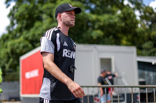 13.07.2026, Fußball, Trainingsauftakt 1.FC Köln, 1. Fußball Bundesliga, Geißbockheim, Saison 2026 2027: Cheftrainer Rene Wagner (1FC Koeln hc) beim ersten Training der neuen Saison 26 27 DFB regulations prohibit any use of photographs as image sequences and or quasi-video. Nordrhein-Westfalen Deutschland *** July 13, 2026, Soccer, 1. FC Köln s first training session, 1 Bundesliga, Geißbockheim, 2026–2027 season. Head coach Rene Wagner of 1. FC Köln at the first training session of the new 2026–2027 season. DFB regulations prohibit any use of photographs as image sequences and or quasi-video. North Rhine-Westphalia, Germany