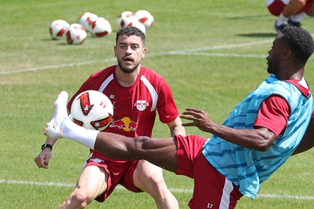 Bundesliga: Auftakttraining von RB Leipzig, 13.07.2026 Romulo Cardoso da Cruz (40, RB Leipzig). Fußball-Bundesliga, Saison 2026 2027: Auftaktraining von RB Leipzig am 13.07.2026 im RB-Trainingszentrum am Cottaweg. *** RB Leipzig s Bundesliga Season-Opener Training Session, July 13, 2026; Romulo Cardoso da Cruz, 40; RB Leipzig Soccer Bundesliga, 2026–2027 Season; RB Leipzig s season-opener training session on July 13, 2026, at the RB Training Center on Cottaweg Copyright: xBEAUTIFULxSPORTS JanxKaeferx