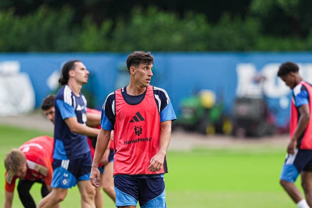 Nicolas Capaldo (Hamburger SV, 24) GER, Training Hamburger SV, Fussball, 1. Bundesliga, Saison 2026 2027, 13.07.2026 GER, Training Hamburger SV, Fussball, 1. Bundesliga, Saison 2026 2027, 13.07.2026 Hamburg *** Nicolas Capaldo, Hamburger SV, 24 (GER), Hamburger SV training, soccer, Bundesliga 1, 2026–2027 season, July 13, 2026 (GER), Hamburger SV training, soccer, Bundesliga 1, 2026–2027 season, July 13, 2026, Hamburg Copyright: xEibner-Pressefoto MarcelxvonxFehrnx EP_MFN