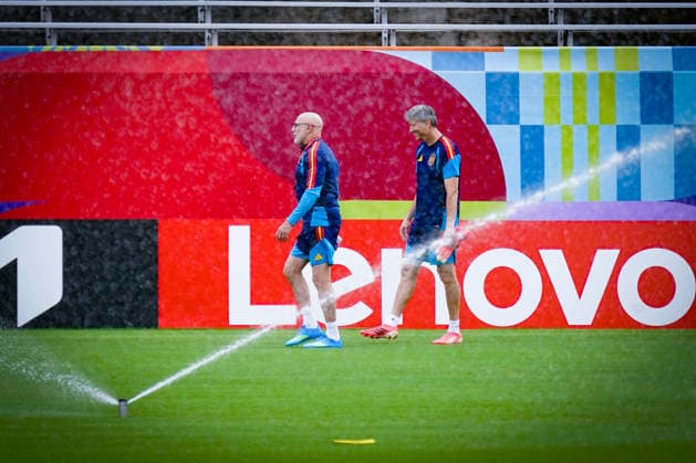 USA: Fußball FIFA World Cup, WM, Weltmeisterschaft, Fussball 2026 Halbfinale Matchday -1 Training Spanien Cotton Bowl Stadium (Dallas, Dallas County, Texas): Luis de la Fuente (Trainer Spanien) *** USA Soccer 2026 FIFA World Cup Semifinals Matchday 1 Training Spain Cotton Bowl Stadium Dallas, Dallas County, Texas Luis de la Fuente, Spain s head coach Copyright: xJOERANxSTEINSIEKx