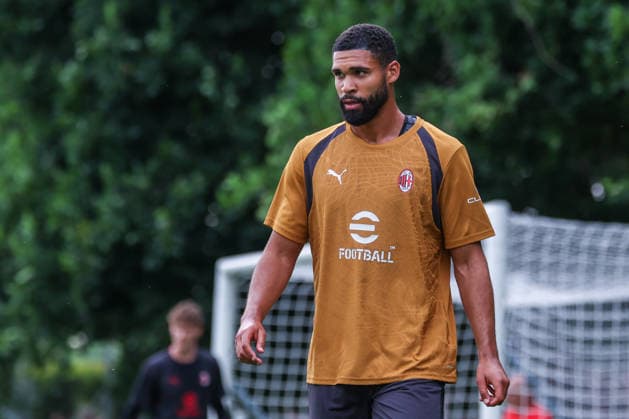AC Milan 2026 27 - Training Session - 13 07 2026 Ruben Loftus-Cheek of AC Milan looks on during Training Session AC Milan 2026 27 at Milanello in Milan, Italy *** AC Milan 2026-27 Training Session, July 13, 2026: Ruben Loftus-Cheek of AC Milan watches during the AC Milan 2026-27 training session at Milanello in Milan, Italy Copyright: xBEAUTIFULxSPORTS Carabellix
