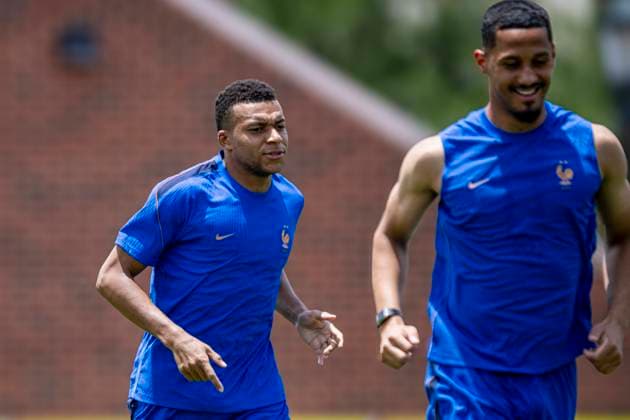 DALLAS - Kylian Mbappe of France during the 2026 World Cup, France training at Washburne Soccer and Track Stadium on July 13, 2026 in Dallas, United States. (Photo by Stefan Koops EYE4IMAGES DeFodi Images) - *** DALLAS Kylian Mbappé of France during the 2026 World Cup; France training at Washburne Soccer and Track Stadium on July 13, 2026, in Dallas, United States. Photo by Stefan Koops, EYE4IMAGES, DeFodi Images