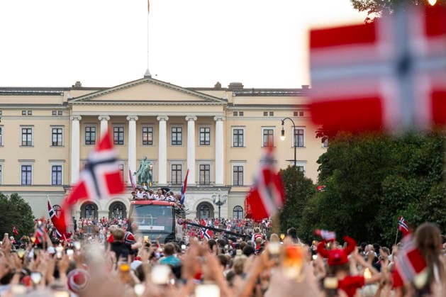 260713 Fans of Norway at a team reception during day 33 of the FIFA World Cup, WM, Weltmeisterschaft, Fussball 2026 on July 13, 2026 in Oslo. Photo: Jon Olav Nesvold BILDBYRAN COP 217 VG0993 football fifa world cup 2026 day 33 norway team reception bbeng publik *** July 13, 2026: Fans of Norway at a team reception on day 33 of the 2026 FIFA World Cup, 2026 in Oslo. Photo by Jon Olav Nesvold, BILDBYRAN COP 217 VG0993: soccer, FIFA World Cup 2026, Day 33, Norway, team reception, BBENG, audience  Copyright: JONxOLAVxNESVOLD BB260713JE025