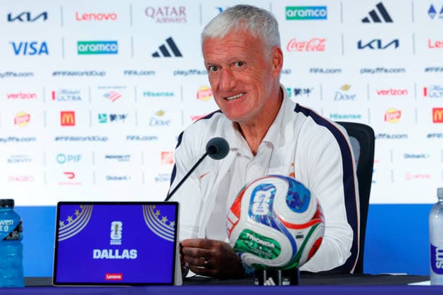 July 13, 2026, Arlington, Texas, USA: France manager DIDIER DESCHAMPS speaks to members of the media during a press conference, PK, Pressekonferenz at Dallas Stadium ahead of their semifinal match against France at the 2026 FIFA World Cup, WM, Weltmeisterschaft, Fussball Arlington USA - ZUMAa325 20260713_zsa_a325_003 Copyright: xDavidxBalleringxIix