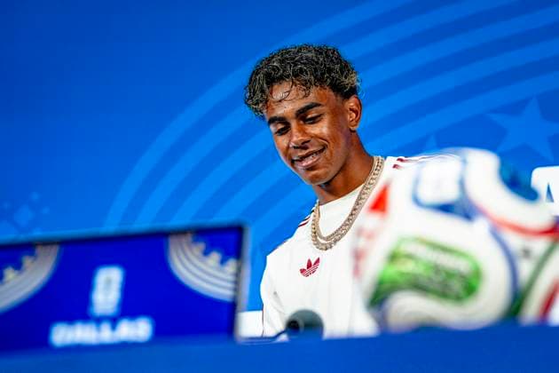 DALLAS - Lamine Yamal of Spain during the 2026 World Cup, Spain MD-1 press conference, PK, Pressekonferenz at AT&T Stadium on July 13, 2026 in Dallas, United States. (Photo by Stefan Koops EYE4IMAGES DeFodi Images) - *** DALLAS: Lamine Yamal of Spain during the 2026 World Cup, Spain Matchday 1 press conference at AT&T Stadium on July 13, 2026, in Dallas, United States. Photo by Stefan Koops, EYE4IMAGES, DeFodi Images