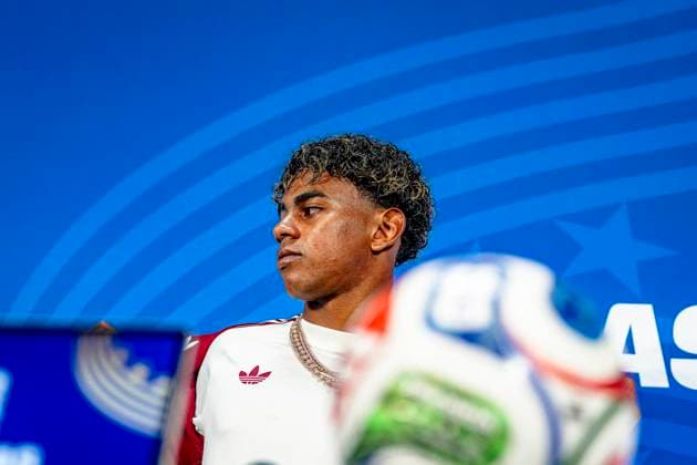 DALLAS - Lamine Yamal of Spain during the 2026 World Cup, Spain MD-1 press conference, PK, Pressekonferenz at AT&T Stadium on July 13, 2026 in Dallas, United States. (Photo by Stefan Koops EYE4IMAGES DeFodi Images) - *** DALLAS: Lamine Yamal of Spain during the 2026 World Cup, Spain Matchday 1 press conference at AT&T Stadium on July 13, 2026, in Dallas, United States. Photo by Stefan Koops, EYE4IMAGES, DeFodi Images