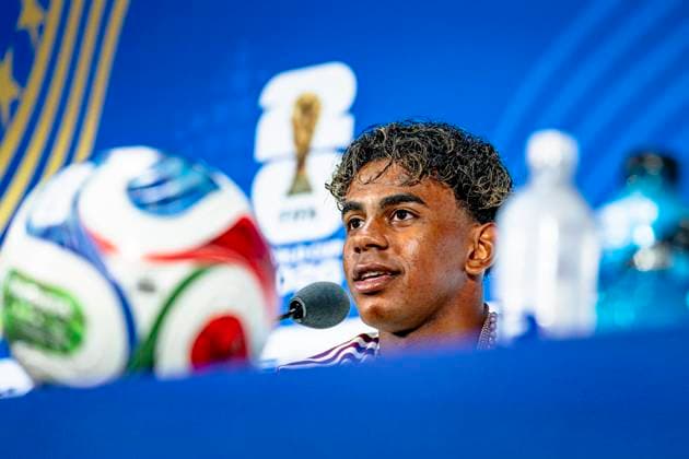 DALLAS - Lamine Yamal of Spain during the 2026 World Cup, Spain MD-1 press conference, PK, Pressekonferenz at AT&T Stadium on July 13, 2026 in Dallas, United States. (Photo by Stefan Koops EYE4IMAGES DeFodi Images) - *** DALLAS: Lamine Yamal of Spain during the 2026 World Cup, Spain Matchday 1 press conference at AT&T Stadium on July 13, 2026, in Dallas, United States. Photo by Stefan Koops, EYE4IMAGES, DeFodi Images
