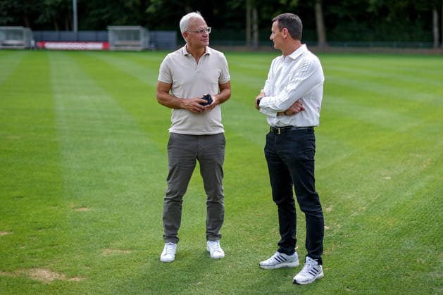 13.07.2026, Fußball, Trainingsauftakt 1.FC Köln, 1. Fußball Bundesliga, Geißbockheim, Saison 2026 2027: Dr. Joerg Alvermann (Jörg, Jorg, 2. Vice President 1. FC Koeln) and Prof. Dr. Ulf Sobek (Vice President 1. FC Koeln) beim ersten Training der neuen Saison 26 27 DFB regulations prohibit any use of photographs as image sequences and or quasi-video. Nordrhein-Westfalen Deutschland *** July 13, 2026, Soccer, 1. FC Köln’s first training session, Bundesliga, Geißbockheim, 2026–2027 season, Dr. Jörg Alvermann, Jorg, 2 Vice President of 1 FC Köln, and Prof. Dr. Ulf Sobek, Vice President of 1 FC Köln, at the first training session of the new 2026–2027 season. DFB regulations prohibit any use of photographs as image sequences and or quasi-video. North Rhine-Westphalia, Germany