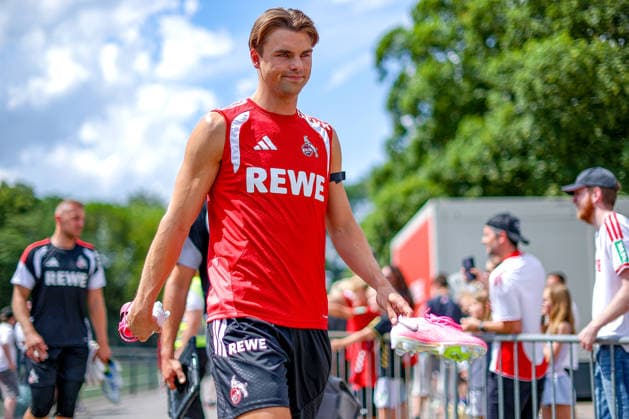 13.07.2026, Fußball, Trainingsauftakt 1.FC Köln, 1. Fußball Bundesliga, Geißbockheim, Saison 2026 2027: Joel Schmied (1FC Koeln 02) beim ersten Training der neuen Saison 26 27 DFB regulations prohibit any use of photographs as image sequences and or quasi-video. Nordrhein-Westfalen Deutschland *** July 13, 2026, Soccer, 1. FC Köln’s first training session, Bundesliga, Geißbockheim, 2026–2027 season. Joel Schmied of 1. FC Köln 02 at the first training session of the new 2026–2027 season. DFB regulations prohibit any use of photographs as image sequences and or quasi-video. North Rhine-Westphalia, Germany