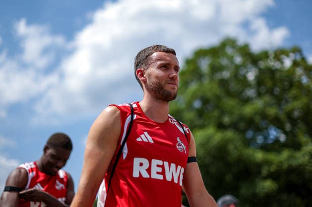 13.07.2026, Fußball, Trainingsauftakt 1.FC Köln, 1. Fußball Bundesliga, Geißbockheim, Saison 2026 2027: Luca Waldschmidt (1FC Koeln 07) beim ersten Training der neuen Saison 26 27 DFB regulations prohibit any use of photographs as image sequences and or quasi-video. Nordrhein-Westfalen Deutschland *** July 13, 2026, Soccer, 1. FC Köln s first training session, 1 Bundesliga, Geißbockheim, 2026–2027 season: Luca Waldschmidt at 1. FC Köln’s first training session of the new 2026–2027 season. DFB regulations prohibit any use of photographs as image sequences and or quasi-video. North Rhine-Westphalia, Germany