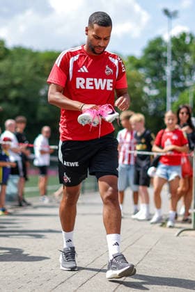 13.07.2026, Fußball, Trainingsauftakt 1.FC Köln, 1. Fußball Bundesliga, Geißbockheim, Saison 2026 2027: Linton Maina (1FC Koeln 37) beim ersten Training der neuen Saison 26 27 DFB regulations prohibit any use of photographs as image sequences and or quasi-video. Nordrhein-Westfalen Deutschland *** July 13, 2026, Soccer, 1. FC Köln s first training session, 1 Bundesliga, Geißbockheim, 2026–2027 season: Linton Maina, 1. FC Köln, No. 37, at the first training session of the new 2026–2027 season. DFB regulations prohibit any use of photographs as image sequences and or quasi-video. North Rhine-Westphalia, Germany
