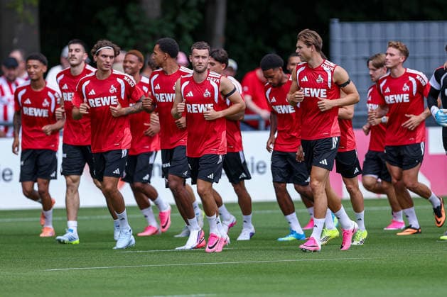 13.07.2026, Fußball, Trainingsauftakt 1.FC Köln, 1. Fußball Bundesliga, Geißbockheim, Saison 2026 2027: Luka Lochoshvili (FC Koeln 24) Julian Pauli (1FC Koeln) Youssoupha Niang (1FC Koeln 38) Luca Waldschmidt (1FC Koeln 07) Joel Schmied (1FC Koeln 02) beim ersten Training der neuen Saison 26 27 DFB regulations prohibit any use of photographs as image sequences and or quasi-video. Nordrhein-Westfalen Deutschland *** July 13, 2026, Soccer, 1. FC Köln Training Kickoff, Bundesliga 1, Geißbockheim, 2026–2027 Season: Luka Lochoshvili (1. FC Köln) 24, Julian Pauli (1. FC Köln), Youssoupha Niang (1. FC Köln) 38, Luca Waldschmidt (1. FC Köln) 07, Joel Schmied (1. FC Köln) 02 at the first training session of the new season 26 27 DFB regulations prohibit any use of photographs as image sequences and or quasi-video in North Rhine-Westphalia, Germany