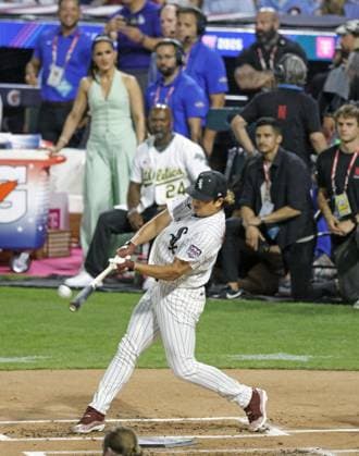 Baseball: MLB, Baseball Herren, USA All-Star Home Run Derby Munetaka Murakami of the Chicago White Sox competes in the MLB All-Star Home Run Derby on July 13, 2026, at Citizens Bank Park in Philadelphia.  A14AA0005623003P