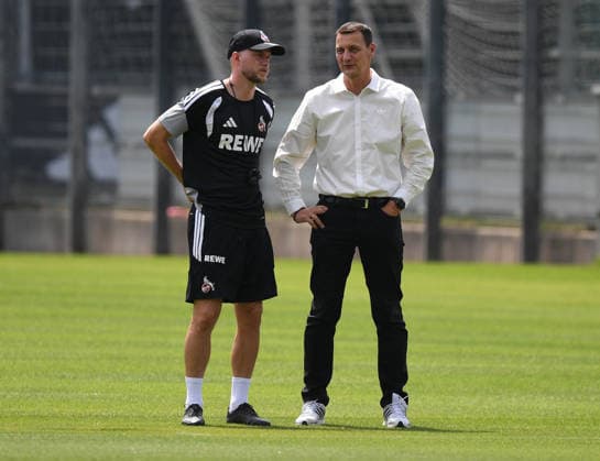 13.07.2026, xophax, Fussball 1.Bundesliga, 1.FC Koeln , Trainingsauftakt am Geissbockheim. Trainer RenÃ Wagner ,( 1.FC Köln ) links und FC Vize - Präsident Ulf Sobek , rechts Koeln *** July 13, 2026, xophax, Soccer, Bundesliga 1, 1. FC Köln, start of training at Geissbockheim; Coach René Wagner (1. FC Köln, left) and FC Vice President Ulf Sobek (right), Cologne