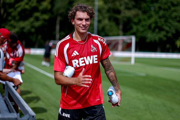 13.07.2026, Fußball, Trainingsauftakt 1.FC Köln, 1. Fußball Bundesliga, Geißbockheim, Saison 2026 2027: Julian Pauli (1FC Koeln) beim ersten Training der neuen Saison 26 27 DFB regulations prohibit any use of photographs as image sequences and or quasi-video. Nordrhein-Westfalen Deutschland *** July 13, 2026, Soccer, 1. FC Köln’s first training session, Bundesliga, Geißbockheim, 2026–2027 season, Julian Pauli, 1. FC Köln at the first training session of the new 2026–2027 season. DFB regulations prohibit any use of photographs as image sequences and or quasi-video. North Rhine-Westphalia, Germany