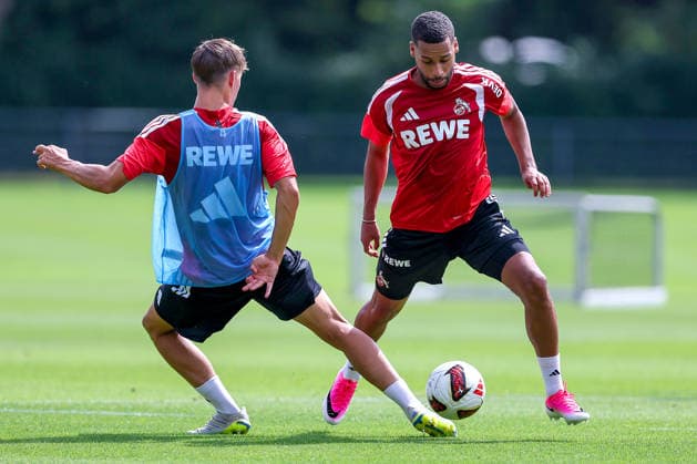 13.07.2026, Fußball, Trainingsauftakt 1.FC Köln, 1. Fußball Bundesliga, Geißbockheim, Saison 2026 2027: Marius Bülter (1FC Koeln 30) Linton Maina (1FC Koeln 37) beim ersten Training der neuen Saison 26 27 DFB regulations prohibit any use of photographs as image sequences and or quasi-video. Nordrhein-Westfalen Deutschland *** July 13, 2026, Soccer, 1. FC Köln s First Training Session of the Season, Bundesliga, Geißbockheim, 2026–2027 Season: Marius Bülter (1. FC Köln) 30, Linton Maina (1. FC Köln) 37, at the first training session of the new season. 26–27. DFB regulations prohibit any use of photographs as image sequences and or quasi-video. North Rhine-Westphalia, Germany