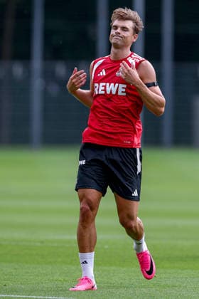 13.07.2026, Fußball, Trainingsauftakt 1.FC Köln, 1. Fußball Bundesliga, Geißbockheim, Saison 2026 2027: Joel Schmied (1FC Koeln 02) beim ersten Training der neuen Saison 26 27 DFB regulations prohibit any use of photographs as image sequences and or quasi-video. Nordrhein-Westfalen Deutschland *** July 13, 2026, Soccer, 1. FC Köln’s first training session, Bundesliga, Geißbockheim, 2026–2027 season. Joel Schmied of 1. FC Köln 02 at the first training session of the new 2026–2027 season. DFB regulations prohibit any use of photographs as image sequences and or quasi-video. North Rhine-Westphalia, Germany