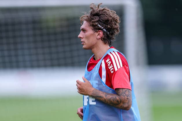 13.07.2026, Fußball, Trainingsauftakt 1.FC Köln, 1. Fußball Bundesliga, Geißbockheim, Saison 2026 2027: Julian Pauli (1FC Koeln) beim ersten Training der neuen Saison 26 27 DFB regulations prohibit any use of photographs as image sequences and or quasi-video. Nordrhein-Westfalen Deutschland *** July 13, 2026, Soccer, 1. FC Köln’s first training session, Bundesliga, Geißbockheim, 2026–2027 season, Julian Pauli, 1. FC Köln at the first training session of the new 2026–2027 season. DFB regulations prohibit any use of photographs as image sequences and or quasi-video. North Rhine-Westphalia, Germany