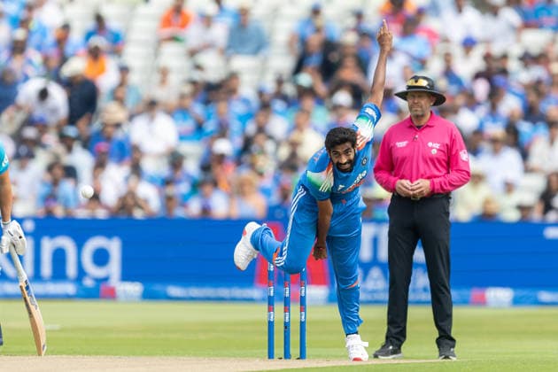 England v India, Metro Bank One Day International India bowler Jasprit Bumrah bowling during the Metro Bank One Day international match, Länderspiel, Nationalmannschaft between England and India at Edgbaston, Birmingham, UK on 14 July 2026. Birmingham Edgbaston West Midlands UK Editorial use only , Copyright: xManjitxNarotrax PSI-24512-0005