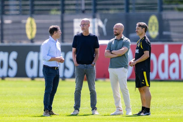 Bundesliga, Borussia Dortmund öffentliches Training am 14.07.2026, Saisonstart 2026 2027 in Dortmud Ole Book, Niko Kovac, Lars Ricken und Carsten Cramer *** Bundesliga, Borussia Dortmund public training session on July 14, 2026; start of the 2026–2027 season in Dortmund: Ole Book, Niko Kovac, Lars Ricken, and Carsten Cramer Copyright: xDavidxInderliedx