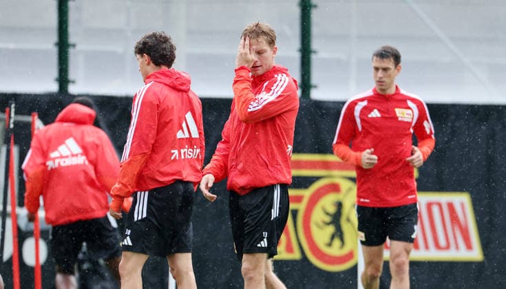 Julien Friedrich, Andras Schäfer, Janik Haberer Aktion Oberkörper Fußball Fussball Training Bundesliga Herren DFL Saison 2026 2027 14.07.2026 1.FC Union Berlin FCU DFL regulations prohibit any use of photographs as image sequences and or quasi-video. *** Julien Friedrich, Andras Schäfer, Janik Haberer Action Upper Body Sports Soccer Soccer Training Bundesliga Men s DFL Season 2026–2027 July 14, 2026 1. FC Union Berlin FCU DFL regulations prohibit any use of photographs as image sequences and or quasi-video