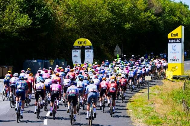Tour de France 2026 Stage 10 LE LIORAN, FRANCE - JULY 14 : Illustration picture of the start of the race km 0 during stage 10 of the 113rd edition of Tour de France an UCI World Tour 2.UWT cycling road race stage for Men Elite of 167 km with start in Aurillac and finish in Le Lioran on July 14, 2026 in Le Lioran, France, 14 07 2026 Le Lioran France  Copyright: xPaponxBernardx