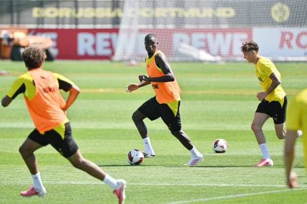 Serhou Guirassy (Borussia Dortmund), mi. 14.07.2026, Fussball 1. Bundesliga, Saison 2026 2027, Training Borussia Dortmund Dortmund Trainingsgelände Nordrhein Westfalen Deutschland *** Serhou Guirassy, Borussia Dortmund, Wed, July 14, 2026, Soccer, Bundesliga 1, 2026–2027 Season, Borussia Dortmund Training, Borussia Dortmund Training Facility, North Rhine-Westphalia, Germany Team2
