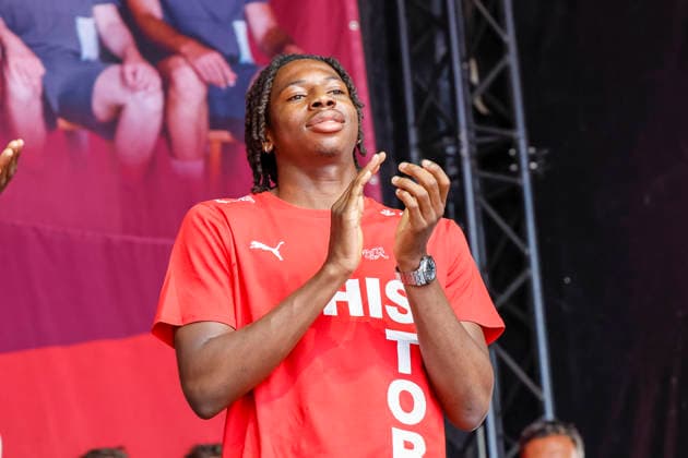 Johan Manzambi , Schweiz, Schweizer Nationalteam Empfang Zürich, WM-Rückkehr der Schweizer Nati, Empfang nach der WM 2026, 2026, 14.07.2026, Turbinenplatz, Zürich, Schweiz Zürich Turbinenplatz Schweiz *** Johan Manzambi, Switzerland, Swiss National Team Welcome Ceremony in Zurich, World Cup: Return of the Swiss National Team, Welcome Ceremony after the 2026 World Cup, 2026, July 14, 2026, Turbinenplatz, Zurich, Switzerland, Zurich, Turbinenplatz, Switzerland Copyright: xGrantxHubbsx