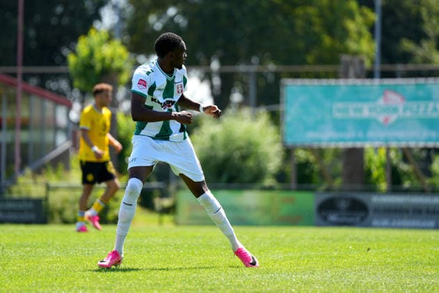 Friendly: FC Dordrecht v Borussia Dortmund II Papendrecht - Beni Mpanzu of FC Dordrecht looks on after his shot on goal during a friendly match in preperation of the 2026 2027 season. The match is set between FC Dordrecht and Borussia Dortmund II at V.V. Papendrecht on 14 July 2026 in Papendrecht, The Netherlands. (Hero Images Nick Koole) Copyright: xNickxKoolex