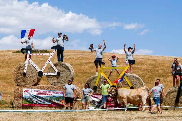 Tour de France 2026 Stage 10 LE LIORAN, FRANCE - JULY 14 : Illustration picture of fans during stage 10 of the 113rd edition of Tour de France an UCI World Tour 2.UWT cycling road race stage for Men Elite of 167 km with start in Aurillac and finish in Le Lioran on July 14, 2026 in Le Lioran, France, 14 07 2026 Le Lioran France  Copyright: xLucaxBettinix