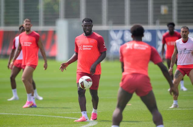 Victor Boniface (Bayer Leverkusen) in Aktion. Fussball 1. Bundesliga, Trainingsauftakt Bayer 04 Leverkusen am 14.07.2026 in Leverkusen Deutschland. *** Victor Boniface of Bayer Leverkusen in action: Soccer, Bundesliga 1; Bayer 04 Leverkusen s first day of training on July 14, 2026, in Leverkusen, Germany
