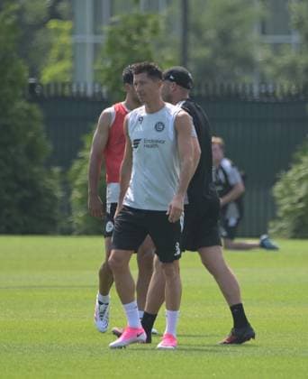 Lewandowski first training with Chicago fire CHICAGO, UNITED STATES - JULY 14: Poland s Robert Lewandowski attends in his first training session with his new club Chicago Fire FC at Endeavor Health Performance Center in Chicago, United States, on July 14, 2026. Jacek Boczarski Anadolu Chicago United States. Editorial use only. Please get in touch for any other usage.  Copyright: x2026xAnadoluxJacekxBoczarskix