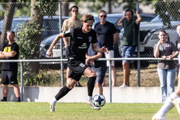 10.07.2026, Fussball, Saison 2026 2027, Regionalliga Südwest, Hauptspielfeld Burgrieden, Testspiel, SSV Ulm 1846 Fußball - FC Augsburg II 14.07.2026, Fussball, Saison 2026 2027, Regionalliga Südwest, Hauptspielfeld Burgrieden, Testspiel, SSV Ulm 1846 Fußball - FC Augsburg II, 10 Oliver Wähling (SSV Ulm 1846 Fußball) Foto: Lucca Fundel Burgrieden Hauptspielfeld Baden-Württemberg Deutschland *** July 10, 2026, Soccer, 2026–2027 Season, Regionalliga Southwest, Burgrieden Main Field, Friendly Match, SSV Ulm 1846 vs. FC Augsburg II, July 14, 2026, Soccer, 2026–2027 Season, Regionalliga Southwest, Burgrieden Main Field, Friendly Match, SSV Ulm 1846 vs. FC Augsburg II, 10 Oliver Wähling, SSV Ulm 1846, Photo by Lucca Fundel, Burgrieden Main Field, Baden-Württemberg, Germany