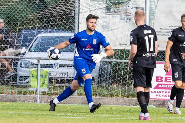 10.07.2026, Fussball, Saison 2026 2027, Regionalliga Südwest, Hauptspielfeld Burgrieden, Testspiel, SSV Ulm 1846 Fußball - FC Augsburg II 14.07.2026, Fussball, Saison 2026 2027, Regionalliga Südwest, Hauptspielfeld Burgrieden, Testspiel, SSV Ulm 1846 Fußball - FC Augsburg II, 1 Radomir Novakovic (SSV Ulm 1846 Fußball) Foto: Lucca Fundel Burgrieden Hauptspielfeld Baden-Württemberg Deutschland *** July 10, 2026, Soccer, 2026–2027 Season, Regionalliga Southwest, Burgrieden Main Field, Friendly Match, SSV Ulm 1846 vs. FC Augsburg II, July 14, 2026, Soccer, 2026–2027 Season, Regionalliga Southwest, Burgrieden Main Field, Friendly Match, SSV Ulm 1846 vs. FC Augsburg II, 1 Radomir Novakovic, SSV Ulm 1846 Soccer, Photo by Lucca Fundel, Burgrieden Main Field, Baden-Württemberg, Germany