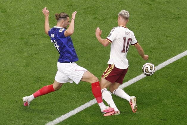 FIFA World Cup, WM, Weltmeisterschaft, Fussball 2026 semifinals - France vs Spain Adrien Rabiot of France (L) fouls Dani Olmo of Spain during the FIFA World Cup 2026 semifinals match France against Spain, in Dallas, USA, 14 July 2026. DALLAS United States  Copyright: xSHAWNxTHEWx