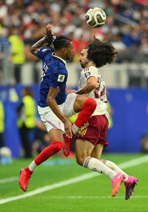 FIFA World Cup, WM, Weltmeisterschaft, Fussball 2026 semifinals - France vs Spain Michael Olise of France (L) and Marc Cucurella of Spain in action during the FIFA World Cup 2026 semifinals match France against Spain, in Dallas, USA, 14 July 2026. DALLAS United States  Copyright: xSAMxWASSONx