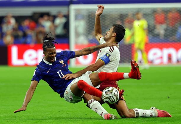 FIFA World Cup, WM, Weltmeisterschaft, Fussball 2026 semifinals - France vs Spain Michael Olise of France (L) and Rodri of Spain in action during the FIFA World Cup 2026 semifinals match France against Spain, in Dallas, USA, 14 July 2026. DALLAS United States  Copyright: xCHRISTOPHERxNEUNDORFx