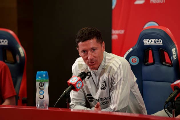 Robert Lewandowski seen during Robert Lewandowski and Chicago Fire press conference, PK, Pressekonferenz (Martin Murillo Ball Raw Images) Loule Estadio Algarve Portugal Copyright: xMartinxMurillox rl1