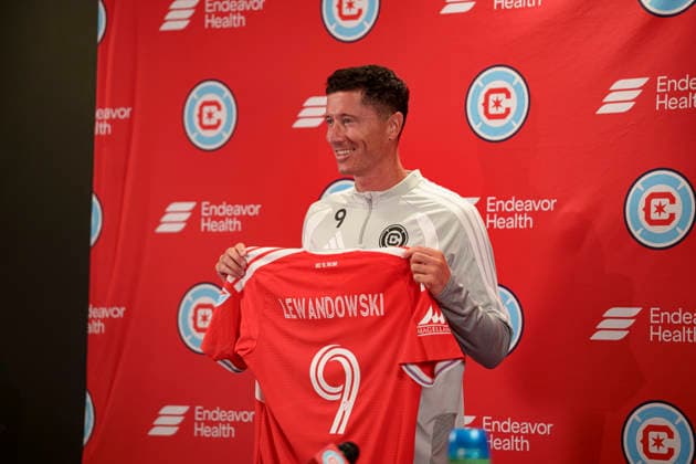 Robert Lewandowski seen during Robert Lewandowski and Chicago Fire press conference, PK, Pressekonferenz (Martin Murillo Ball Raw Images) Loule Estadio Algarve Portugal Copyright: xMartinxMurillox rl12
