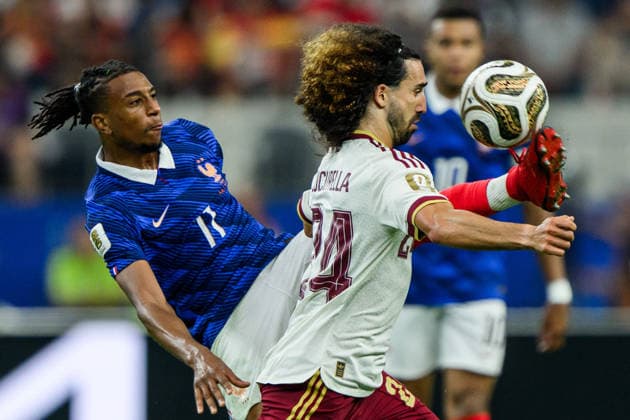 260714 Michael Olise of France and Marc Cucurella of Spain during the FIFA World Cup, WM, Weltmeisterschaft, Fussball 2026 semifinal football match between France and Spain on July 14, 2026 in Dallas. Photo: Joel Marklund BILDBYRAN kod JM JM0827 bbeng fotboll football soccer fotball vm fotbolls-vm fotball-vm fotbolls-vm 2026 fifa world cup 2026 semifinal france frankrike spain spanien *** July 14, 2026: Michael Olise of France and Marc Cucurella of Spain during the 2026 FIFA World Cup soccer semifinal match between France and Spain on July 14, 2026 in Dallas. Photo by Joel Marklund, BILDBYRAN. Code: JM JM0827 bbeng soccer football soccer World Cup soccer World Cup 2026 FIFA World Cup 2026 semifinal France Spain  Copyright: JOELxMARKLUND BB260714JM079